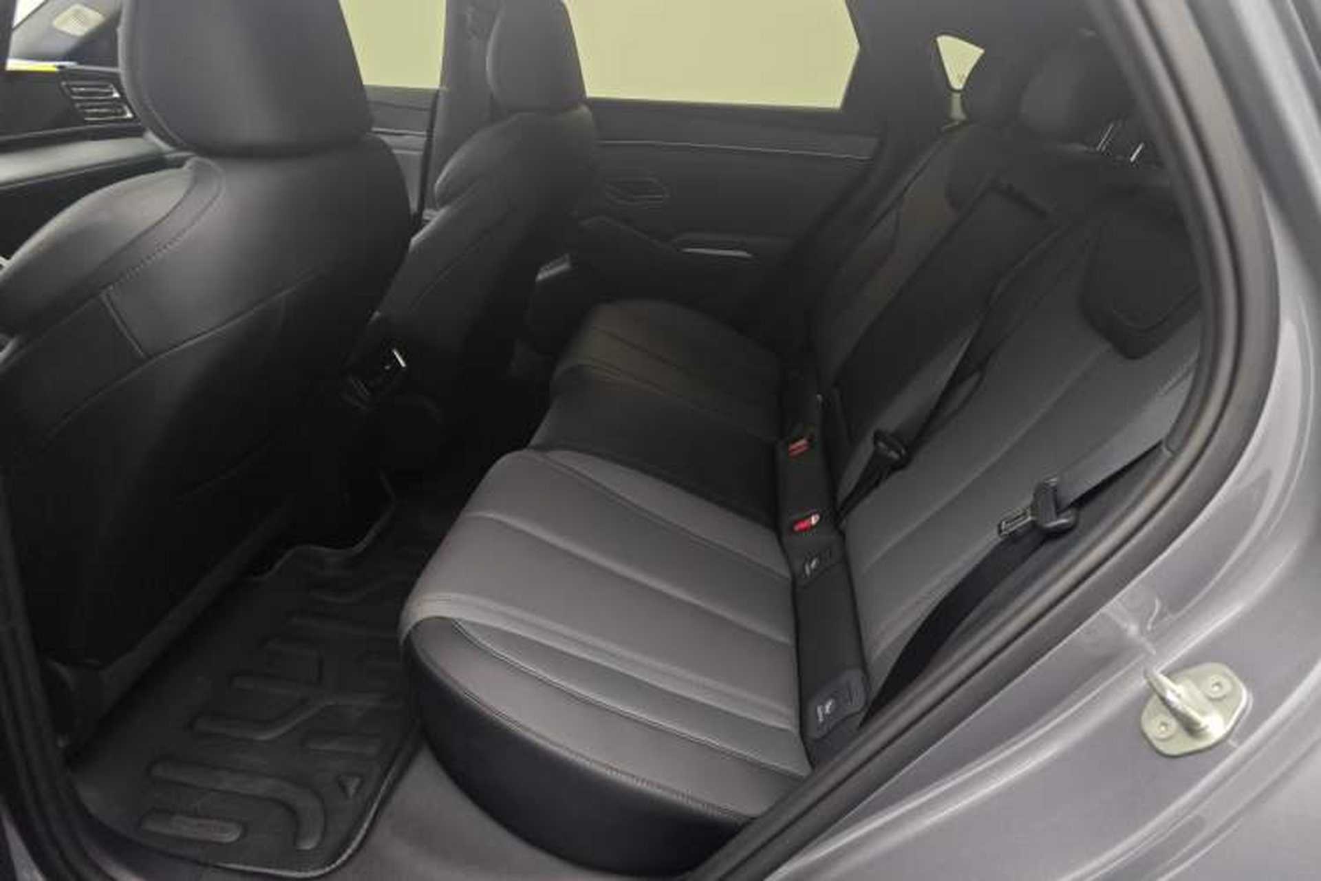 Used BYD Qin L 2025 DM-i Smart Drive 120KM Superior Model Left Rear Seat
