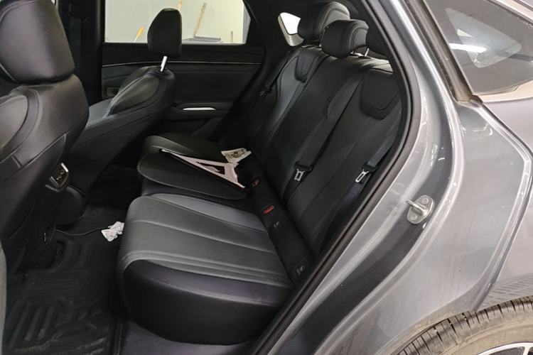 Used BYD Qin L 2025 DM-i Smart Drive 80KM Superior Model Left Rear Seat