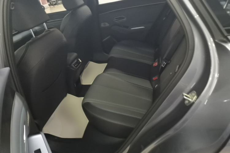Used BYD Qin L 2025 DM-i Smart Drive 120KM Superior Model Left Rear Seat