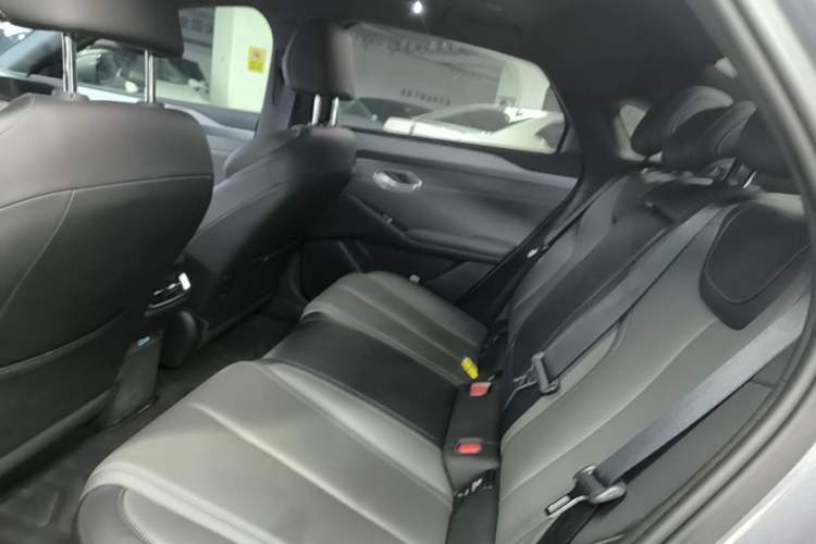 Used BYD Qin L 2025 EV 545KM Beyond Version Left Rear Seat