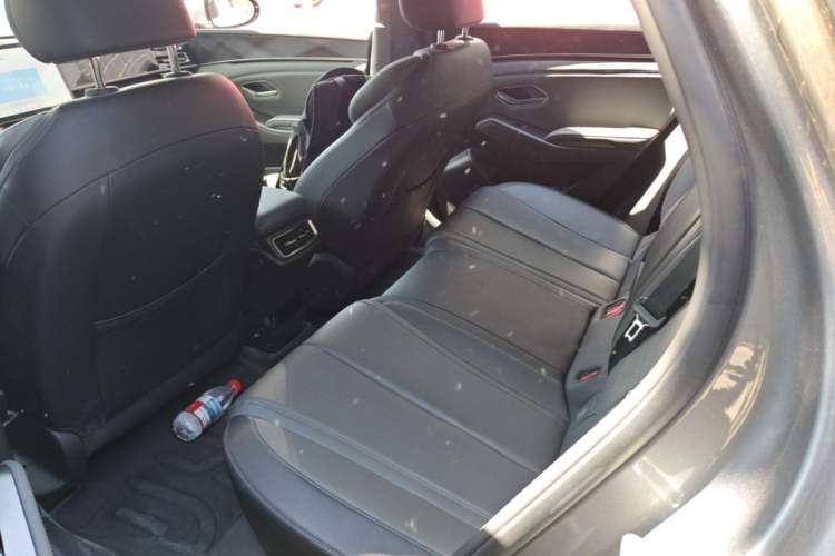Used BYD Qin L 2025 DM-i Smart Drive 120KM Superior Model Left Rear Seat