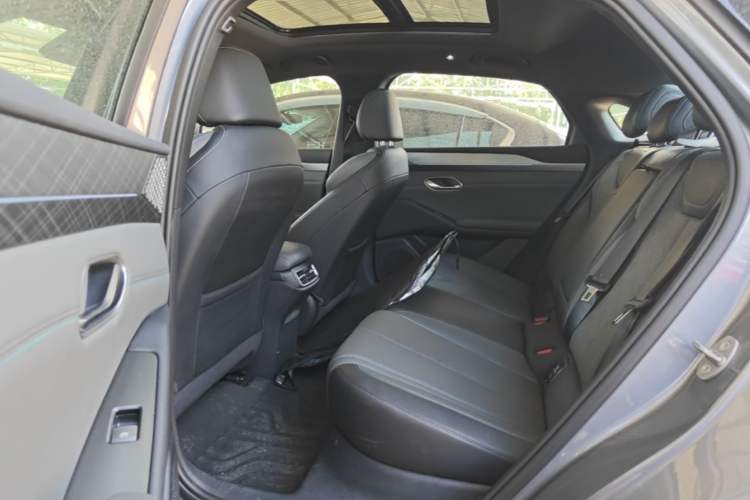 Used BYD Qin L 2025 EV 545KM Excellence Edition Left Rear Seat
