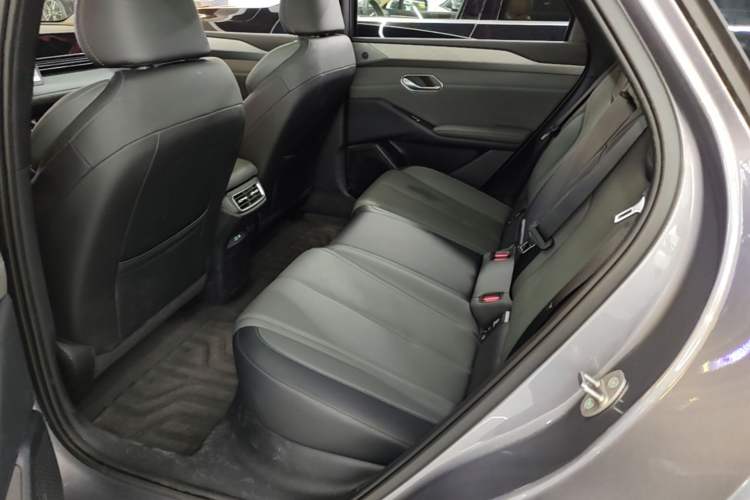 Used BYD Qin L 2025 EV 545KM Beyond Version Left Rear Seat
