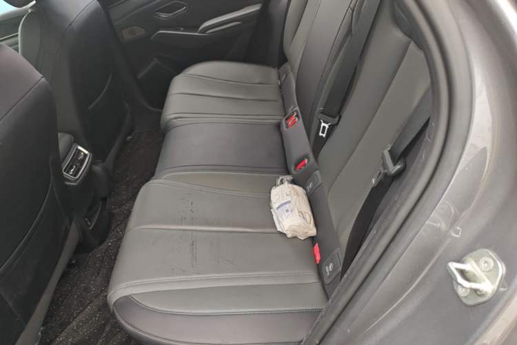 Used BYD Qin L 2025 DM-i Smart Drive 120KM Leading Model Left Rear Seat