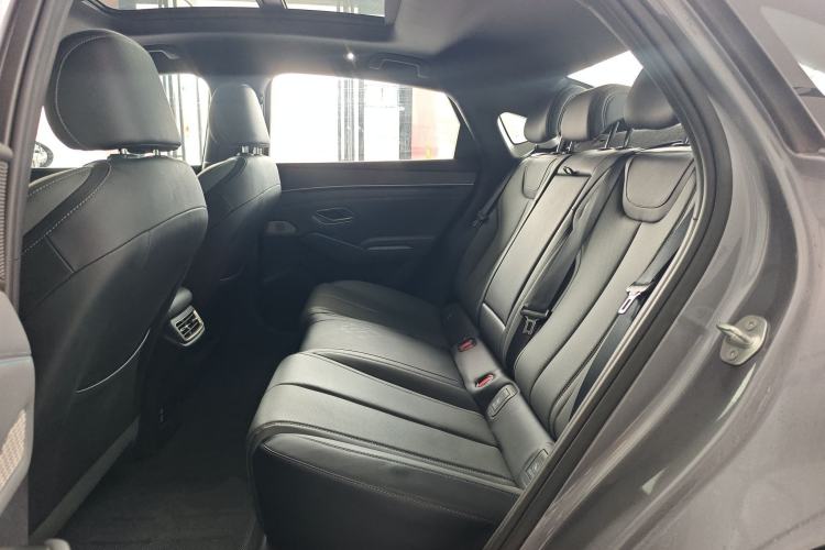 Used BYD Qin L 2025 DM-i Smart Drive 120KM Superior Model Left Rear Seat