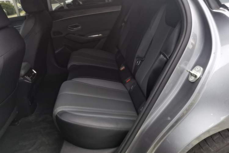 Used BYD Qin L 2025 DM-i Smart Drive 80KM Leading Model Left Rear Seat