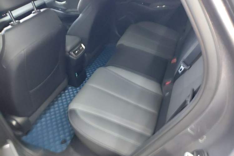Used BYD Qin L 2025 DM-i Smart Drive 80KM Leading Model Left Rear Seat