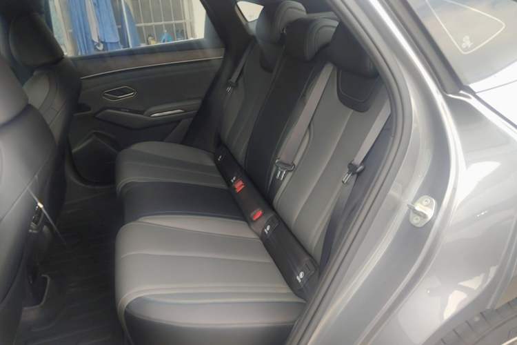 Used BYD Qin L 2025 DM-i Smart Drive 80KM Leading Model Left Rear Seat