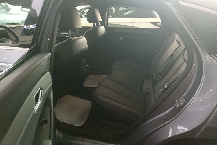 Used BYD Qin L 2025 EV 545KM Beyond Version Left Rear Seat