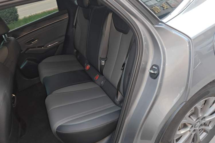 Used BYD Qin L 2025 DM-i Smart Drive 80KM Leading Model Left Rear Seat