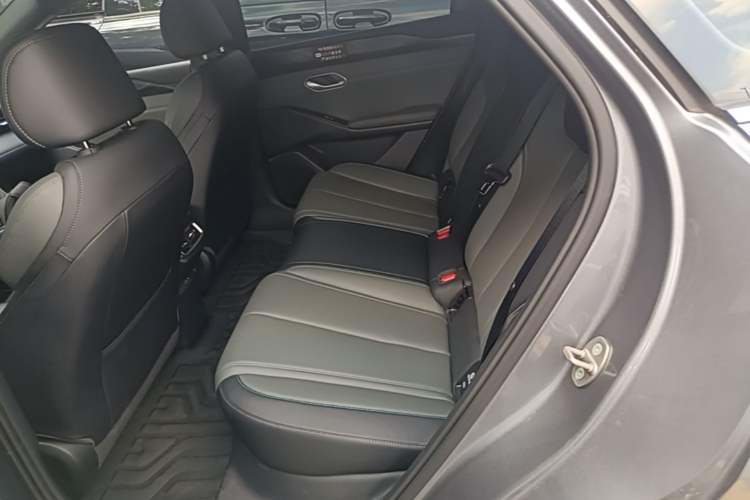Used BYD Qin L 2025 EV 470KM Leading Edition Left Rear Seat