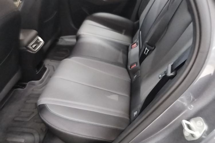Used BYD Qin L 2025 DM-i Smart Drive 120KM Superior Model Left Rear Seat