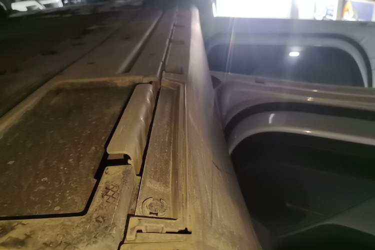 Used BYD Qin L 2025 DM-i Smart Drive 120KM Leading Model Left Side Sill