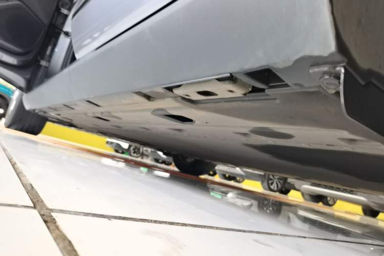 Used BYD Qin L 2025 EV 545KM Beyond Version Left Side Sill