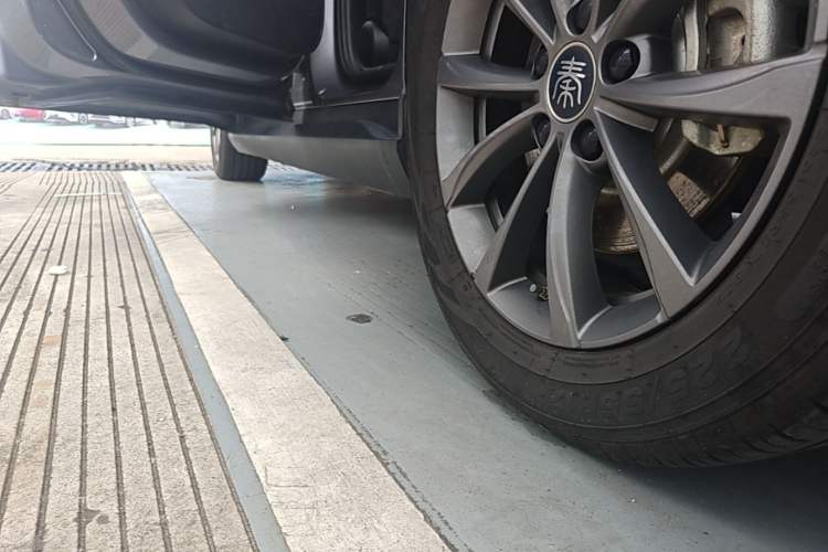 Used BYD Qin L 2025 EV 470KM Leading Edition Left Side Sill
