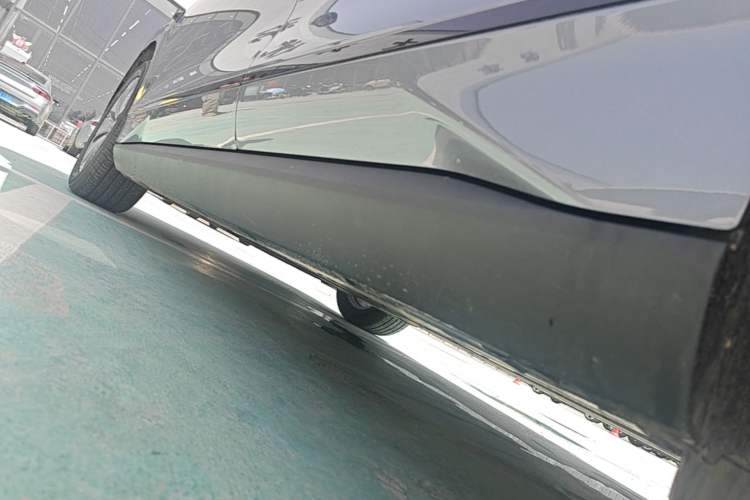 Used BYD Qin L 2025 EV 470KM Leading Edition Left Side Sill