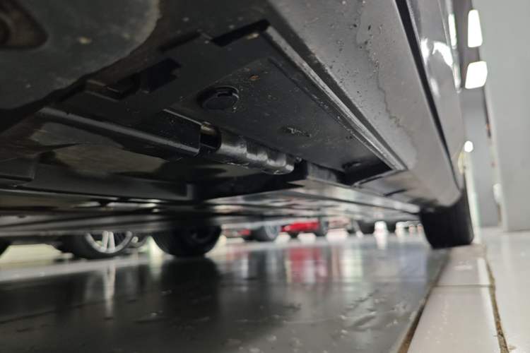Used BYD Qin L 2025 DM-i Smart Drive 120KM Leading Model Left Side Sill