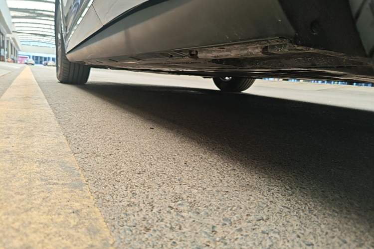 Used BYD Qin L 2025 DM-i Smart Drive 80KM Leading Model Left Side Sill