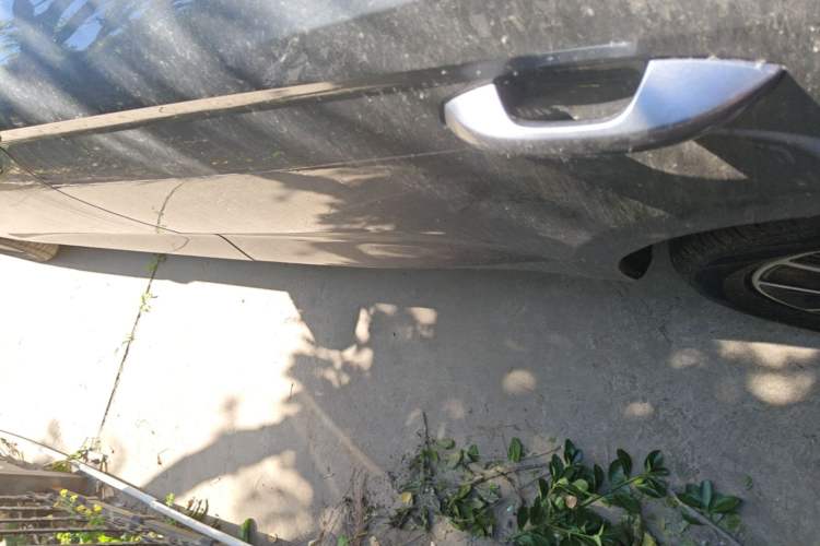 Used BYD Qin L 2025 DM-i Smart Drive 120KM Superior Model Left Side Sill