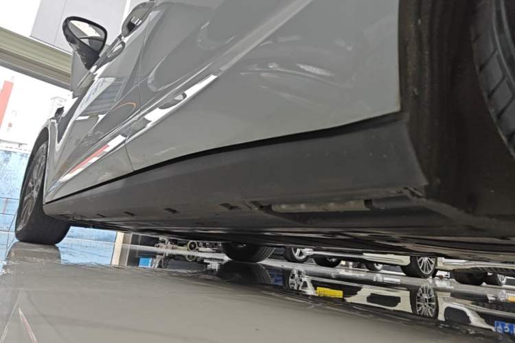 Used BYD Qin L 2025 DM-i Smart Drive 80KM Leading Model Left Side Sill