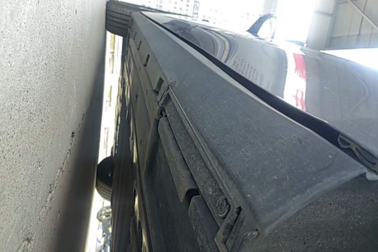 Used BYD Qin L 2025 DM-i Smart Drive 120KM Superior Model Left Side Sill