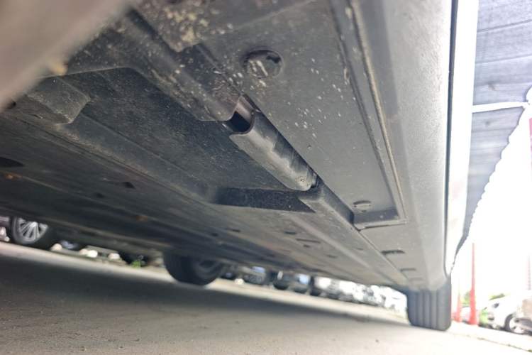 Used BYD Qin L 2025 DM-i Smart Drive 80KM Leading Model Left Side Sill