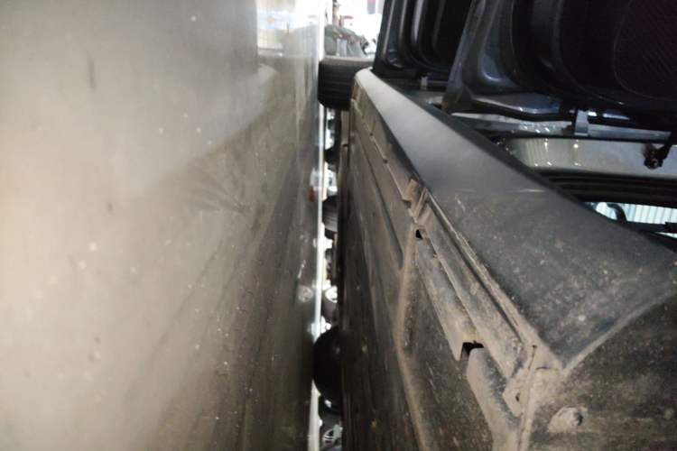 Used BYD Qin L 2025 DM-i Smart Drive 80KM Leading Model Left Side Sill