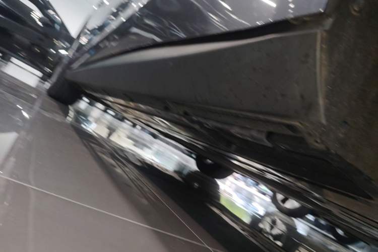 Used BYD Qin L 2025 DM-i Smart Drive 80KM Leading Model Left Side Sill