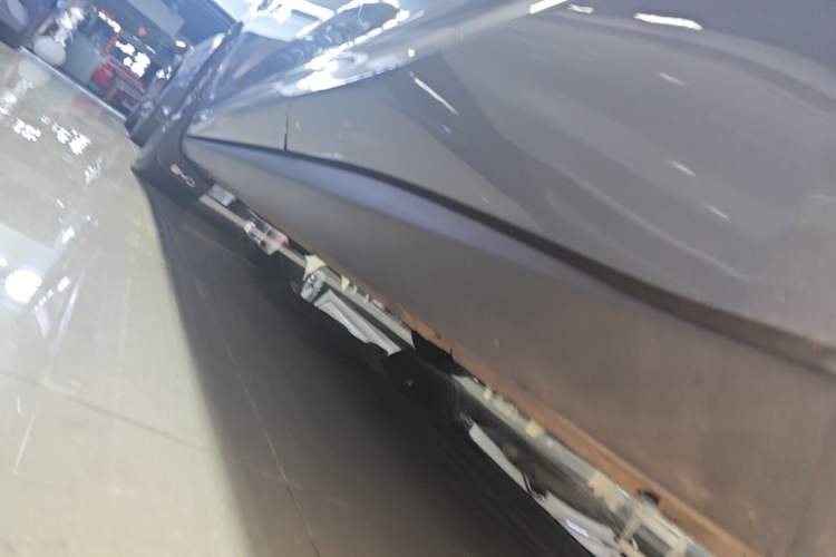 Used BYD Qin L 2025 DM-i Smart Drive 80KM Superior Model Left Side Sill