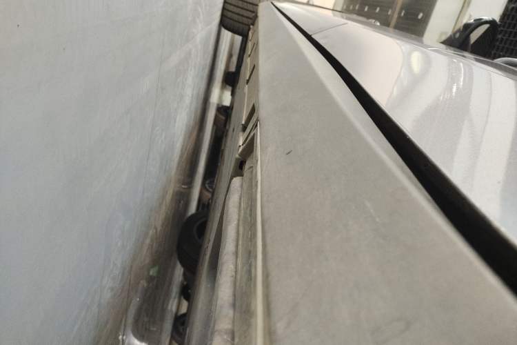 Used BYD Qin L 2025 DM-i Smart Drive 120KM Superior Model Left Side Sill