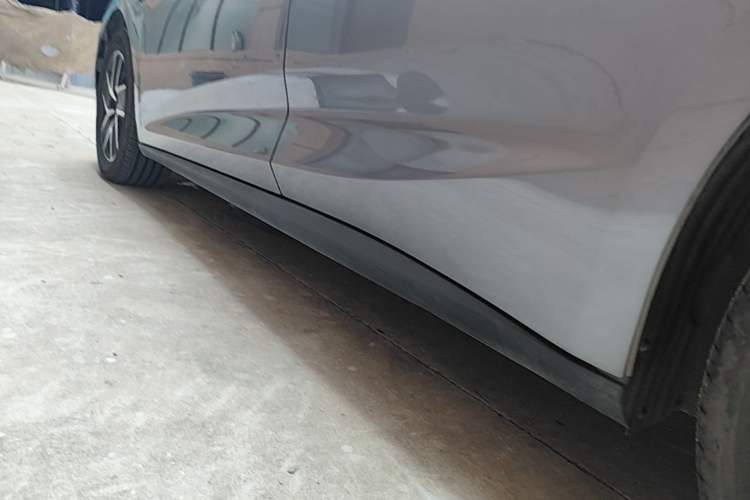 Used BYD Qin L 2025 DM-i Smart Drive 120KM Leading Model Left Side Sill