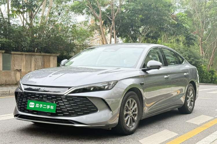 BYD Qin L 2025 DM-i Smart Drive 80KM Leading Model