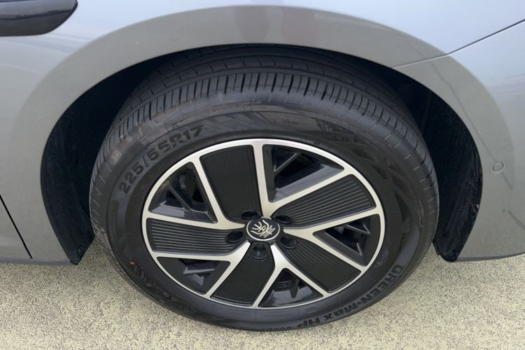 Used BYD Qin L 2025 DM-i Smart Drive 120KM Superior Model Rear