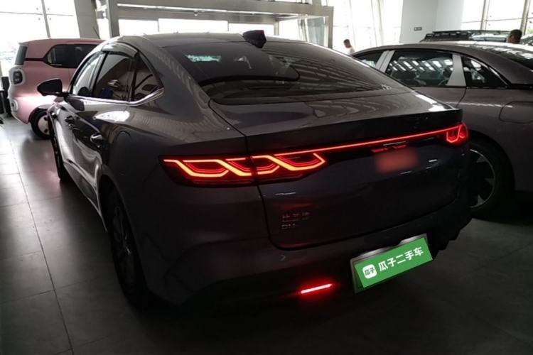 Used BYD Qin L 2025 DM-i Smart Drive 80KM Leading Model Rear Left 45 Deg