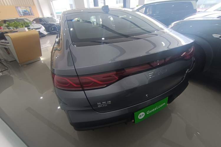 Used BYD Qin L 2025 DM-i Smart Drive 120KM Leading Model Rear Left 45 Deg