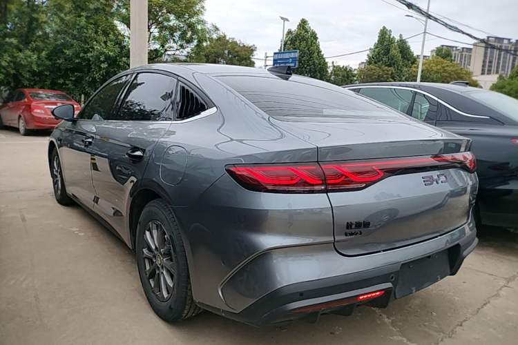 Used BYD Qin L 2025 DM-i Smart Drive 80KM Leading Model Rear Left 45 Deg