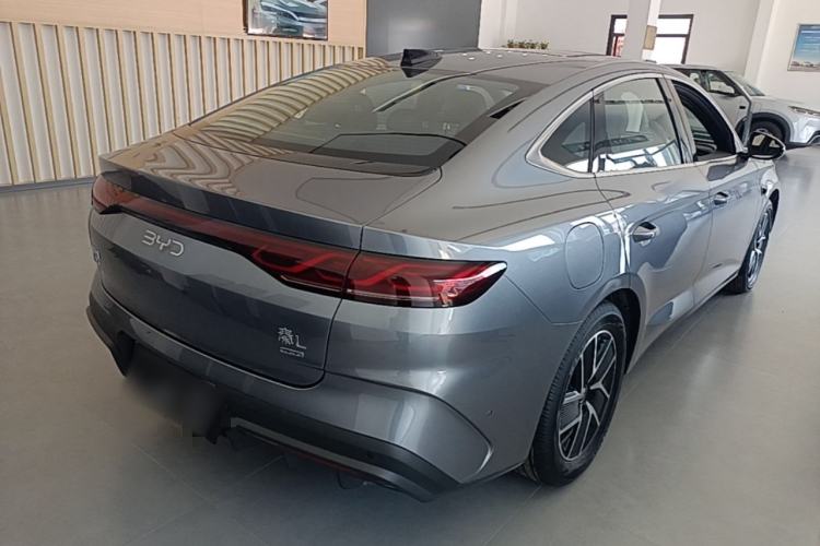 Used BYD Qin L 2025 DM-i Smart Drive 120KM Superior Model Rear Right 45 Deg