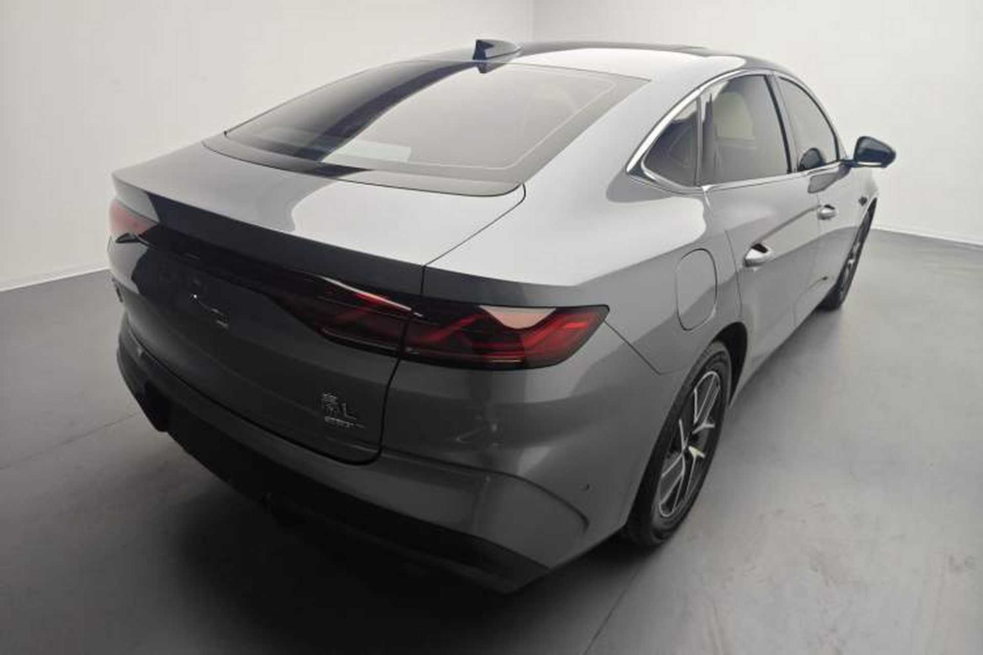 Used BYD Qin L 2025 DM-i Smart Drive 120KM Superior Model Rear Right 45 Deg