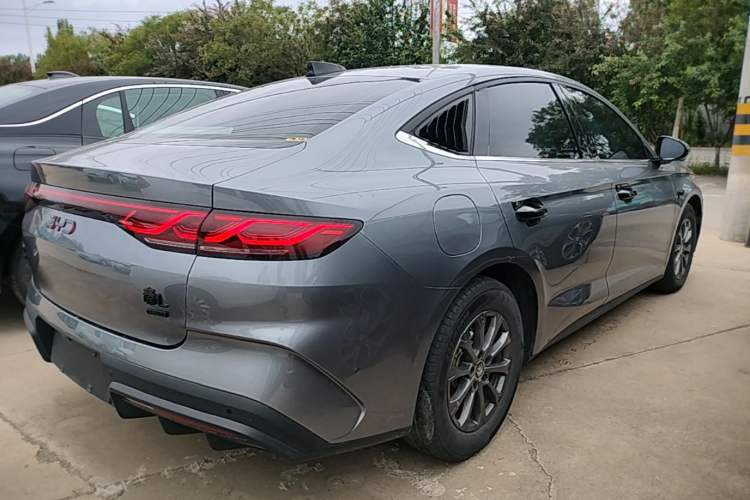Used BYD Qin L 2025 DM-i Smart Drive 80KM Leading Model Rear Right 45 Deg