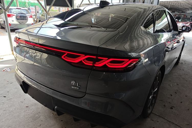 Used BYD Qin L 2025 DM-i Smart Drive 80KM Leading Model Rear Right 45 Deg