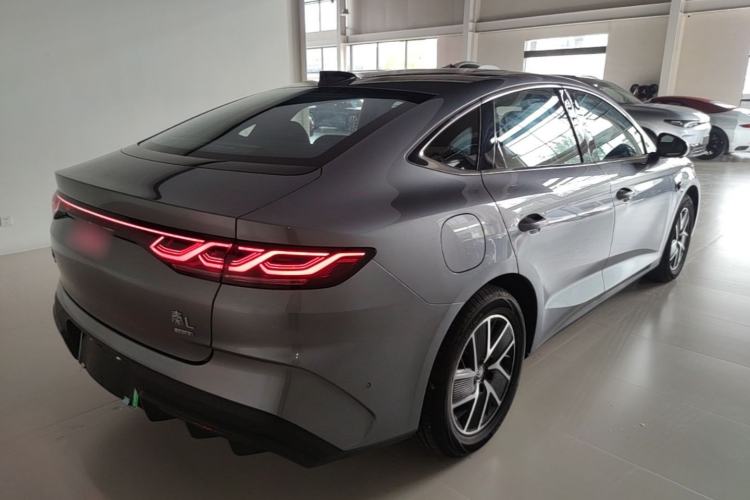 Used BYD Qin L 2025 DM-i Smart Drive 120KM Superior Model Rear Right 45 Deg