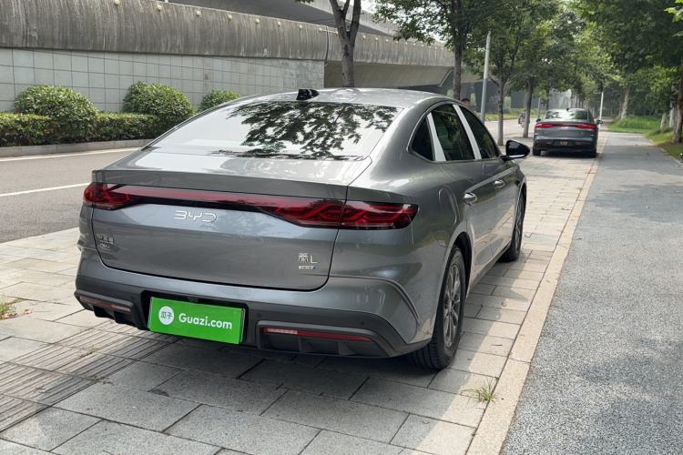 Used BYD Qin L 2025 DM-i Smart Drive 80KM Leading Model Rear Right 45 Deg