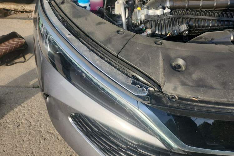 Used BYD Qin L 2025 DM-i Smart Drive 80KM Leading Model Right Front Headlight