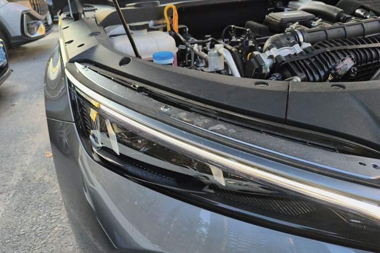 Used BYD Qin L 2025 DM-i Smart Drive 80KM Leading Model Right Front Headlight
