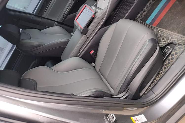Used BYD Qin L 2025 DM-i Smart Drive 80KM Leading Model Right Front Seat