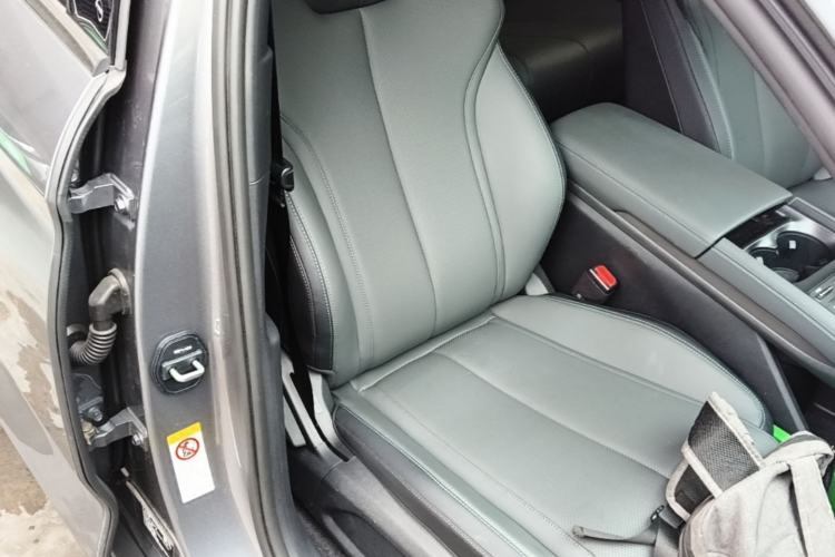 Used BYD Qin L 2025 DM-i Smart Drive 80KM Leading Model Right Front Seat