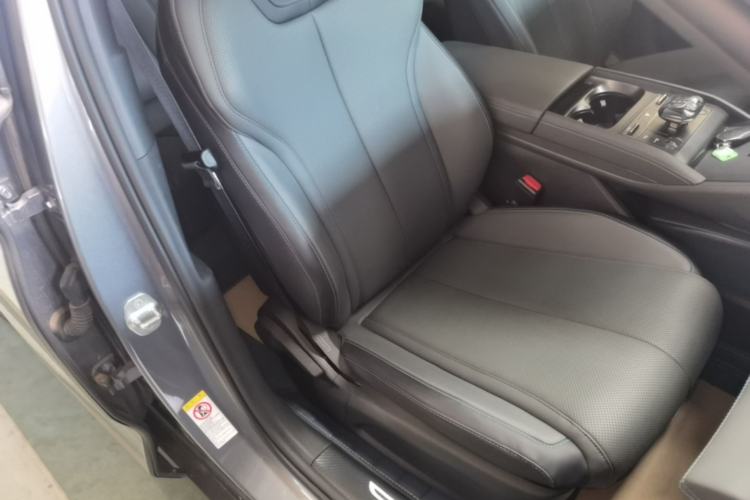 Used BYD Qin L 2025 DM-i Smart Drive 80KM Leading Model Right Front Seat