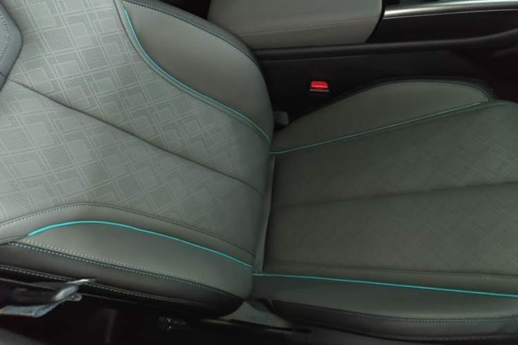 Used BYD Qin L 2025 EV 545KM Excellence Edition Right Front Seat