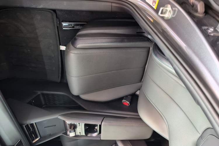Used BYD Qin L 2025 DM-i Smart Drive 120KM Leading Model Right Front Seat