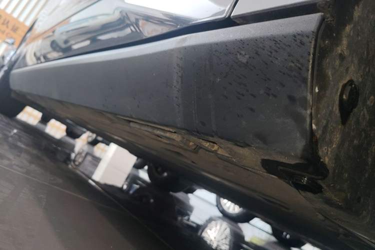 Used BYD Qin L 2025 EV 545KM Beyond Version Right Side Sill